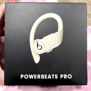 PowerBeats Pro by Dre